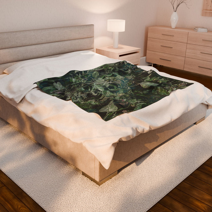 Luxury Velveteen Plush Blanket - Midnight Jungle Green- Cozy & Soft